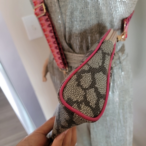 $350 Final DEAL🔥 Authentic Vintage YSL clutch Bag - Picture 6 of 10